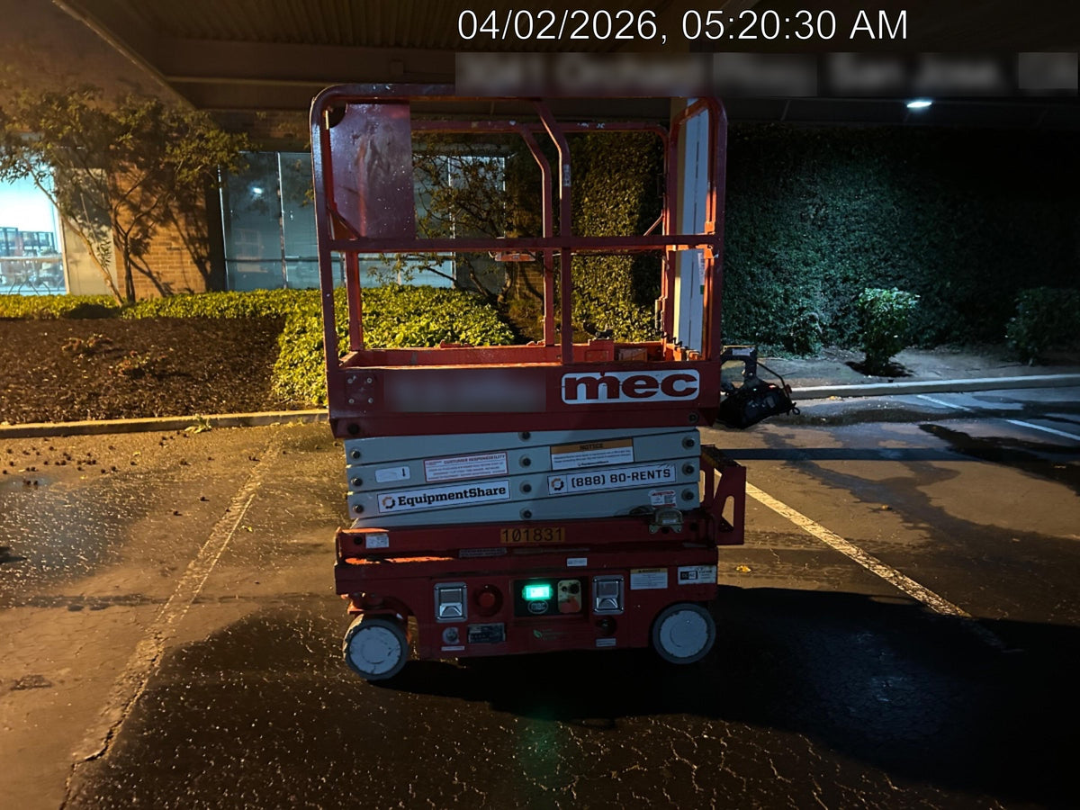 2020 MEC 1330SE Solid NM Tires, Steel Swing out Doors, LCS, Beacon, 900W Invertor