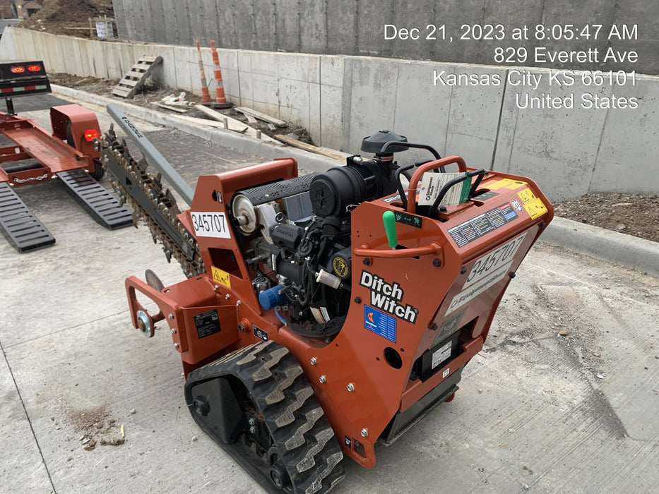 2023 DITCH WITCH C24XA