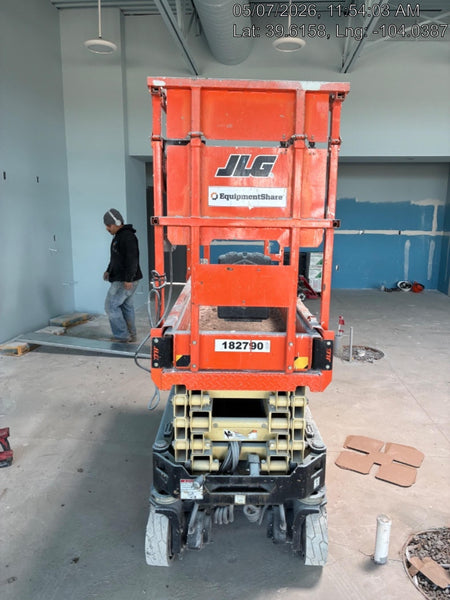 2021 JLG ES1932