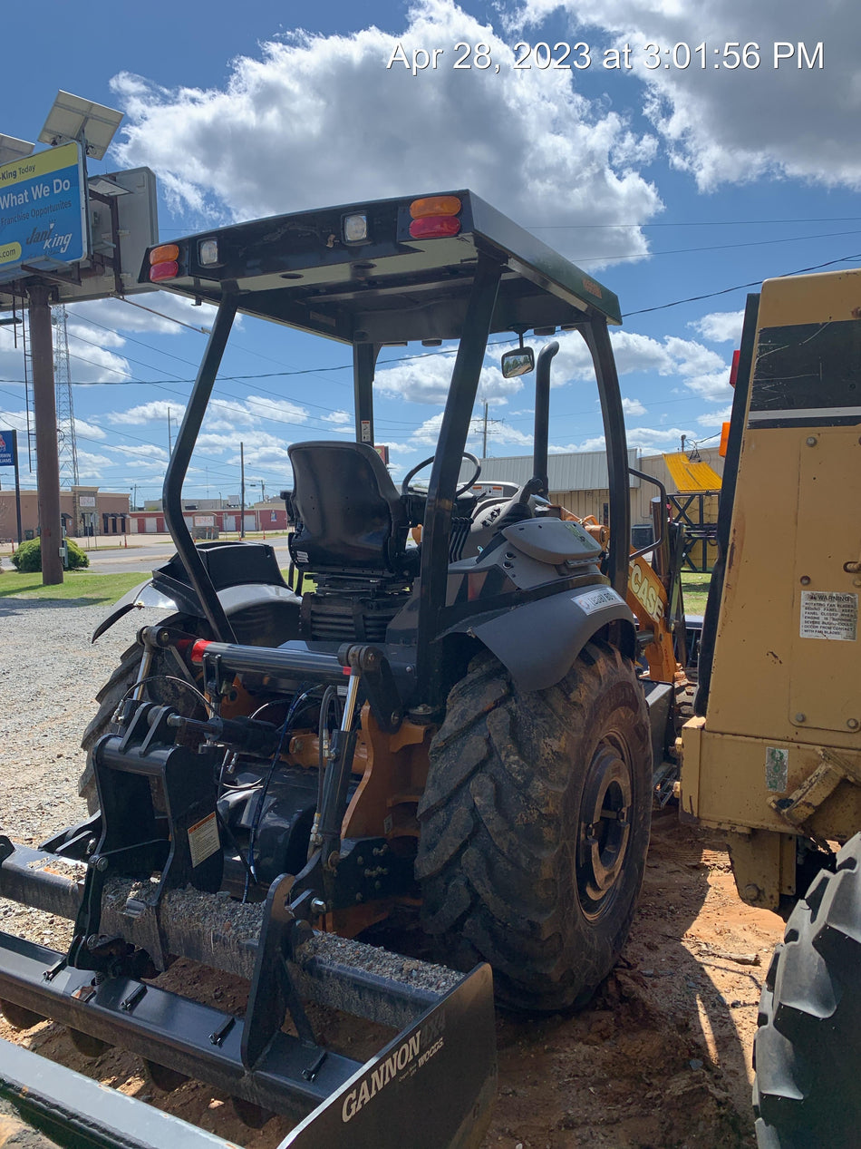 2023 CASE 570N EP