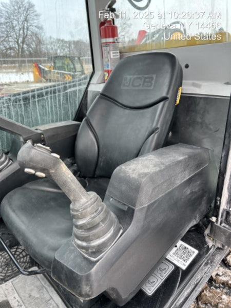 2024 JCB 3TS-8T