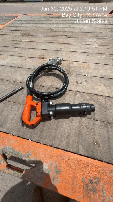 2024 MICHIGAN PNEUMATIC ES-CH3R-TRACKER