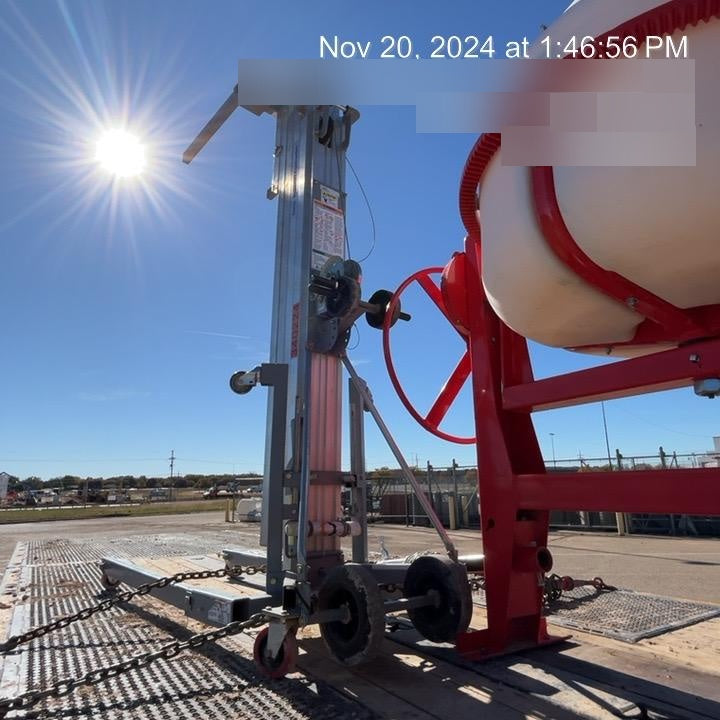 2023 GENIE SLC-24