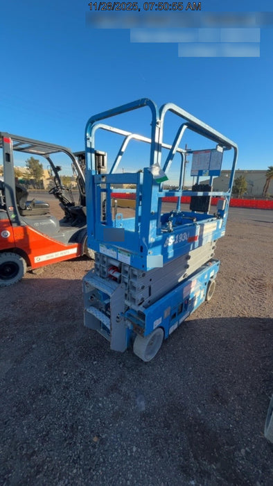 2019 Genie GS-1930 Half Height Swing Gate, 800W Inverter