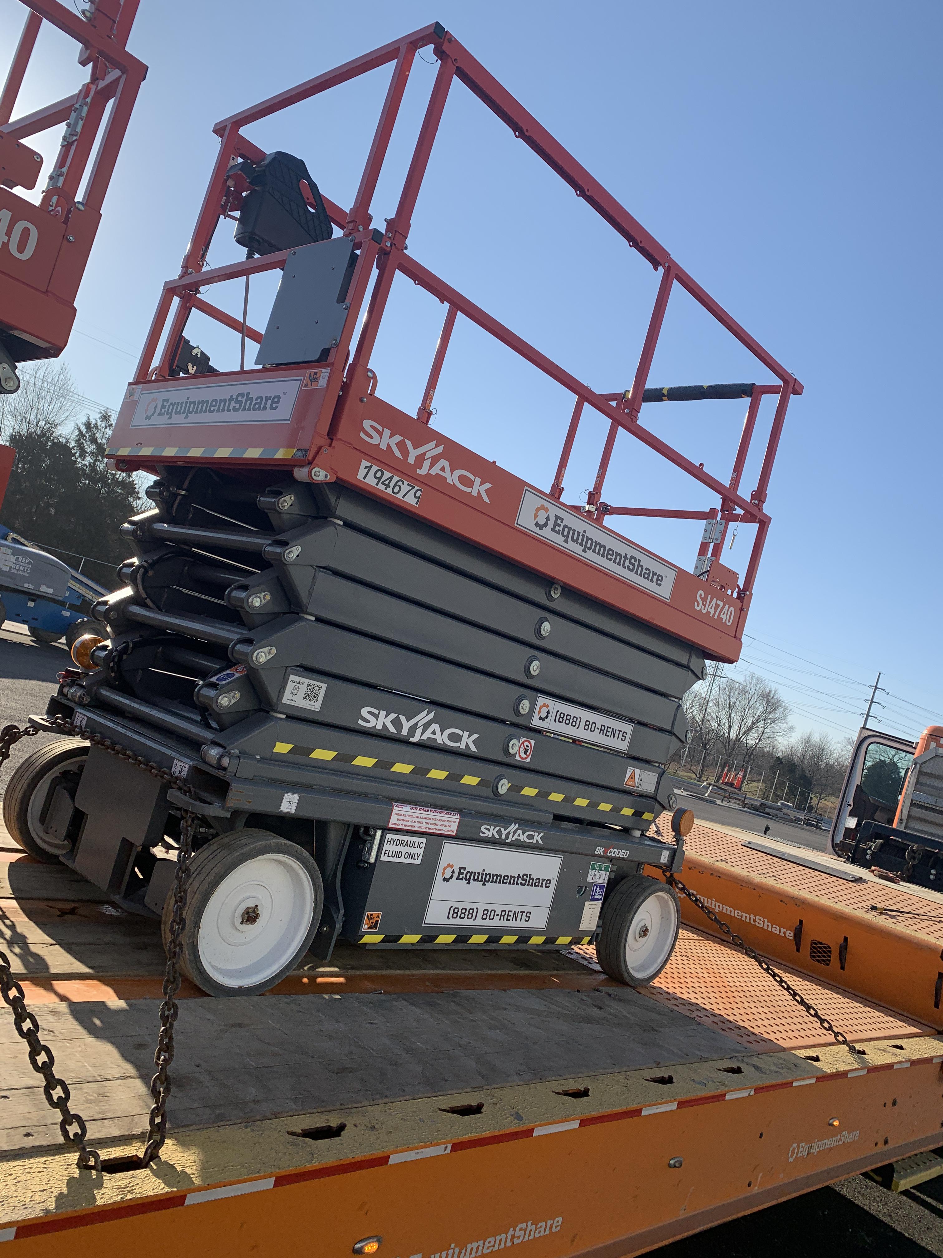 2021 Skyjack SJ4740 Hyd Drive, Sld NM Tires, DBcns, EST