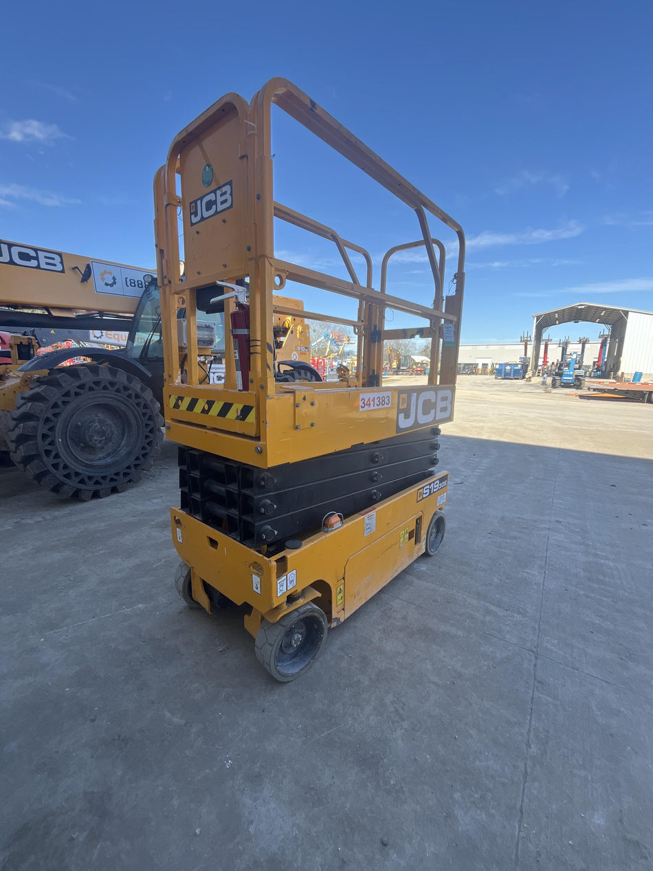2023 JCB S1930E