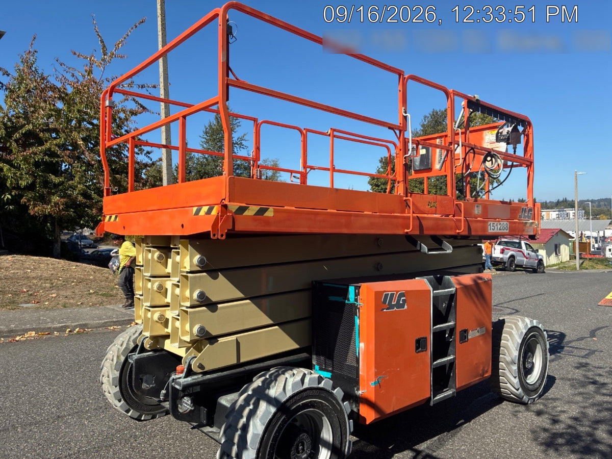 2021 JLG 430LRT