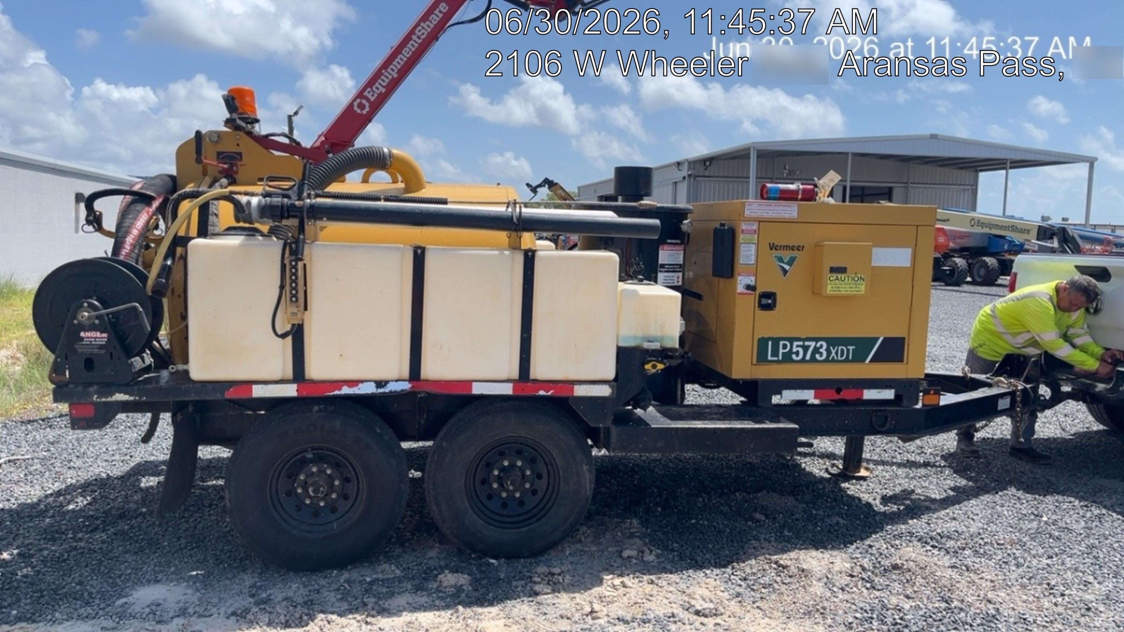 2021 VAC-TRON LP573XDT