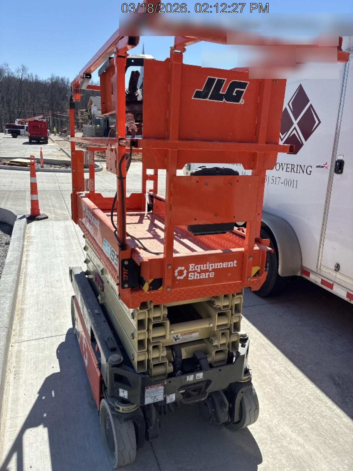 2023 JLG ES1932