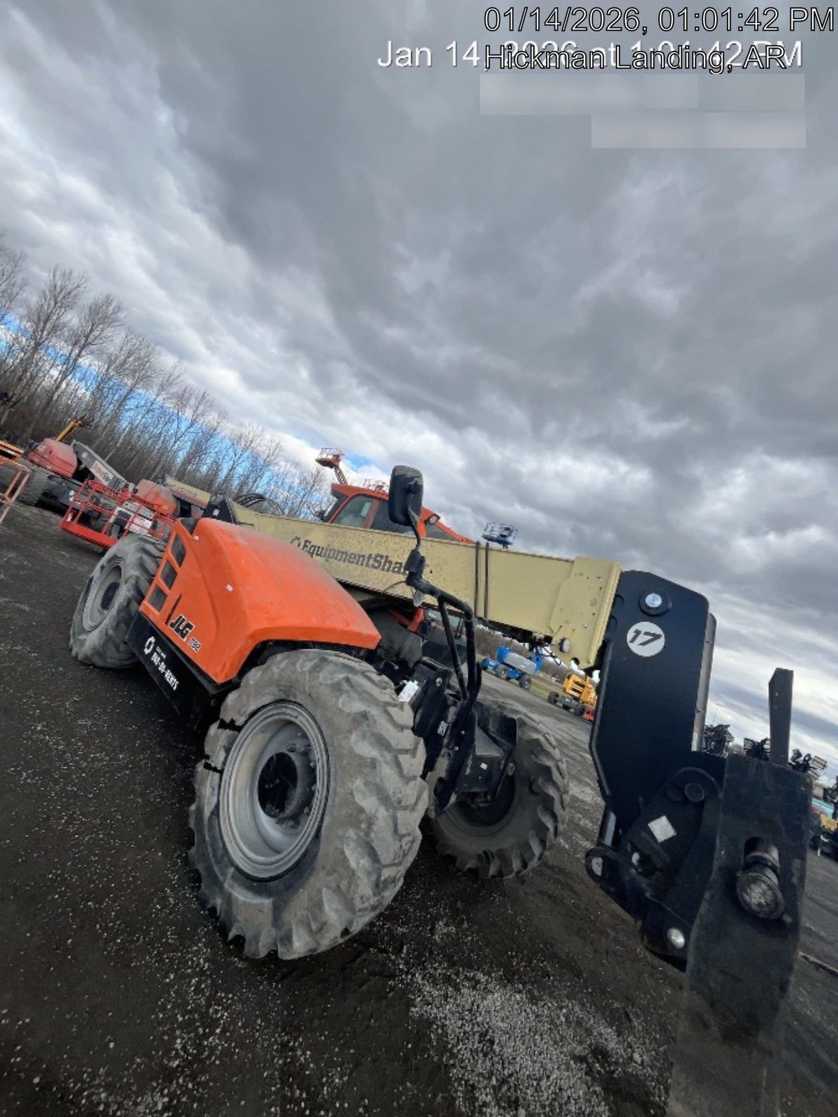 2025 JLG 1732