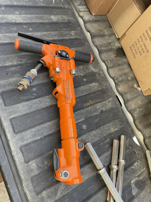 2024 MICHIGAN PNEUMATIC ES-TPB30-1-TRACKER