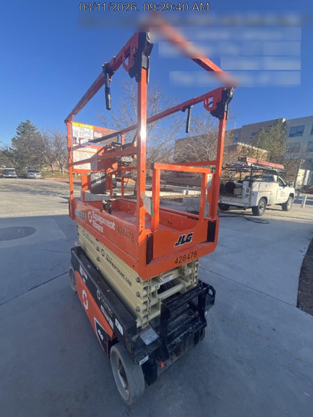 2024 JLG ES1932