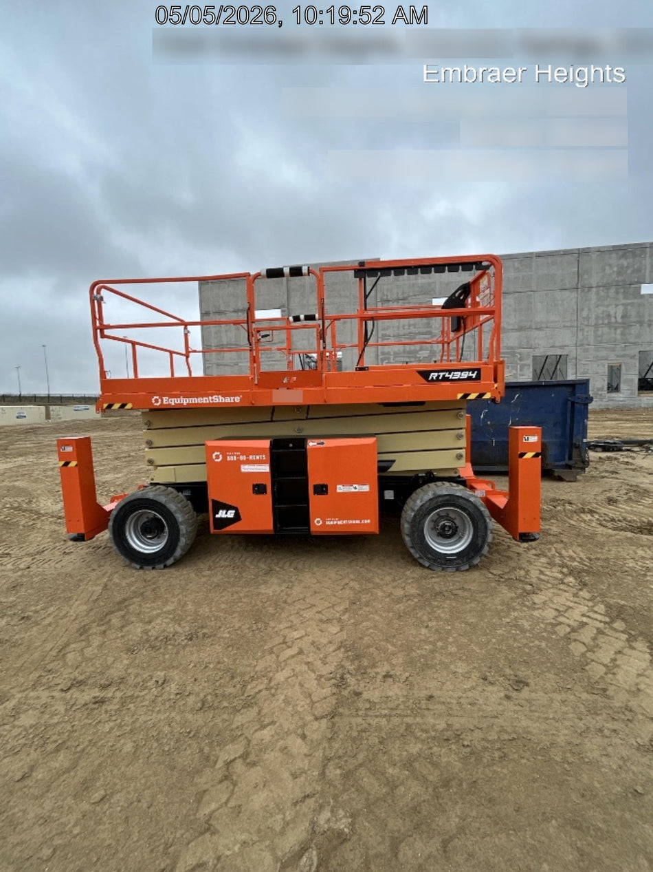 2024 JLG RT4394