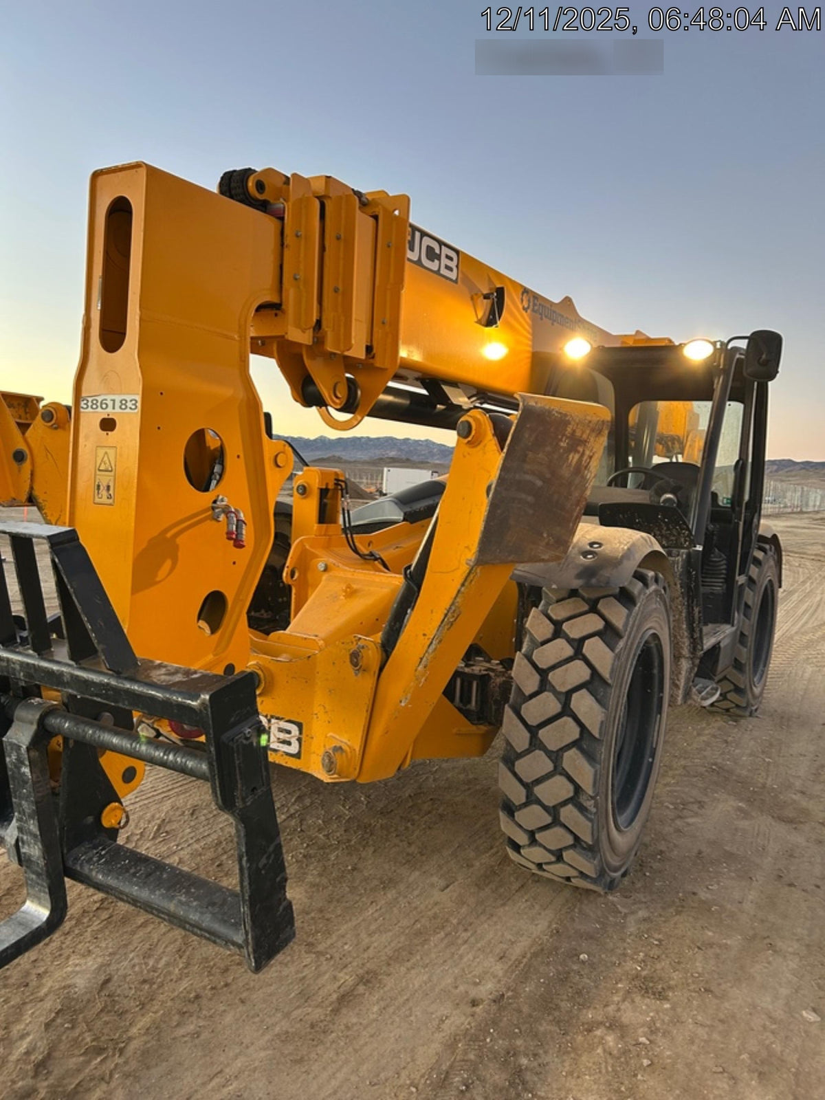 2024 JCB 512-56