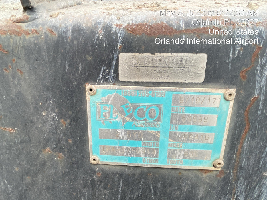 2017 FLECO 2.5 cu yd  Bucket, Wheel Loader -Fleco