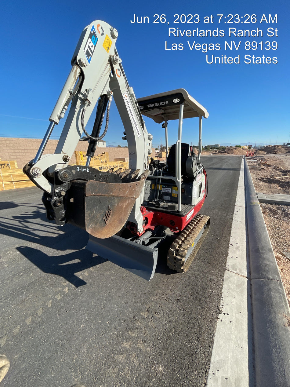 2022 TAKEUCHI TB20e