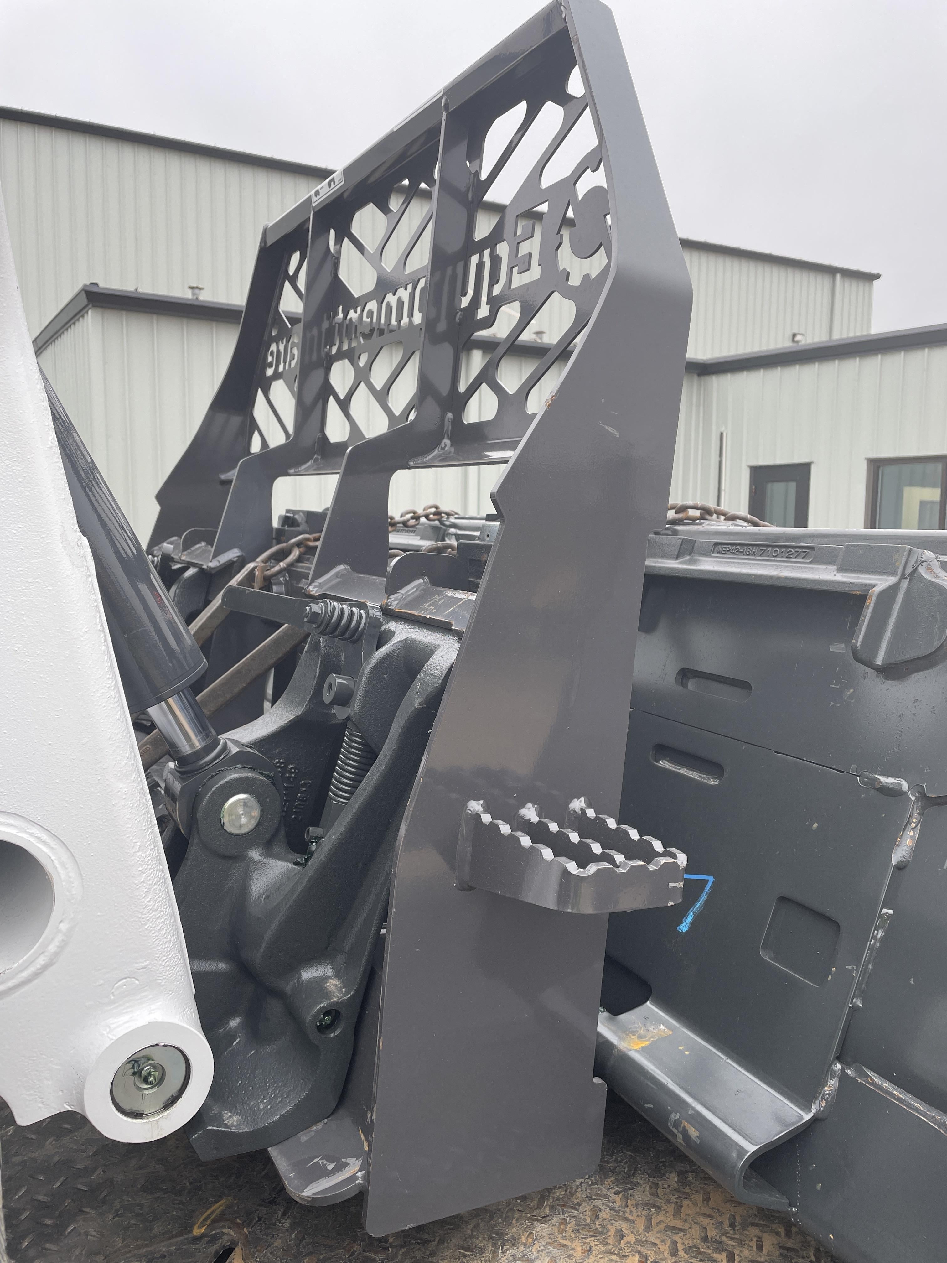 2022 PALADIN 48" Pallet Forks - Paladin