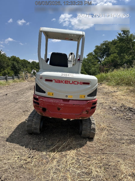 2022 TAKEUCHI TB235-2R