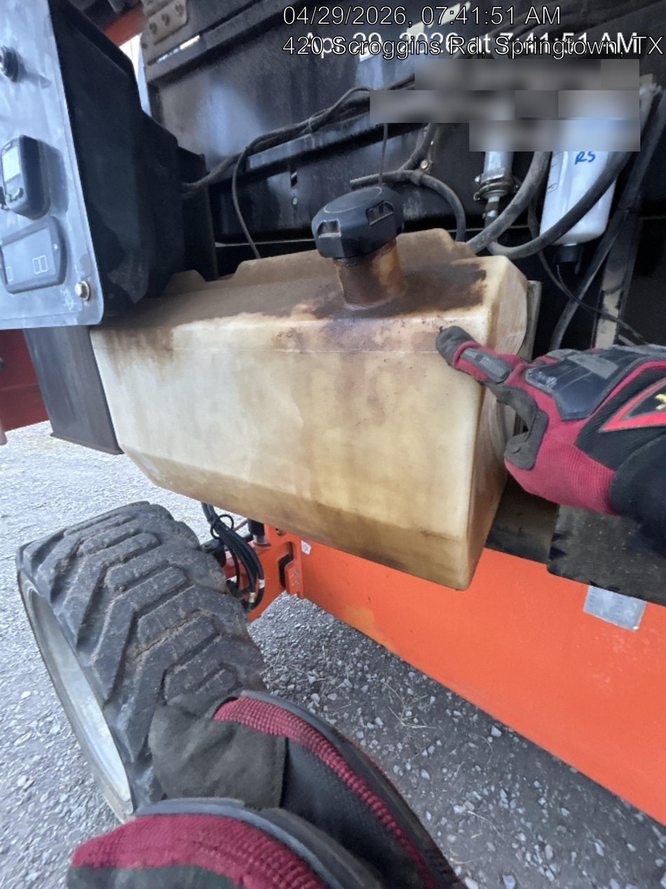 2019 JLG 660SJ