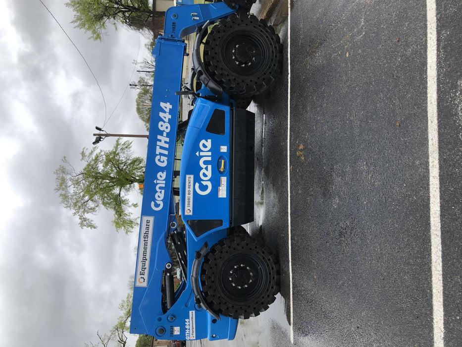 2018 Genie GTH-844 Genie GTH-844 w/Enclosed Cab w/HVAC, Work Lights, Solid Tires, Beacon, 60" Carriage and Forks