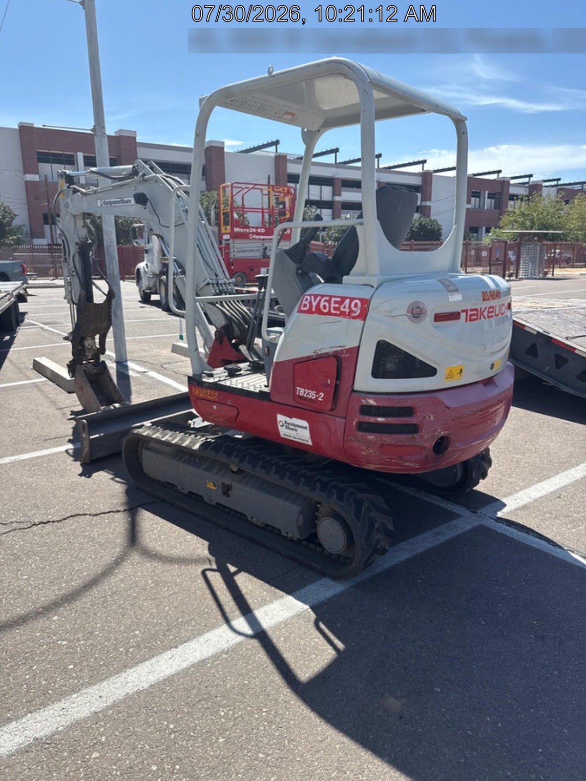 2022 TAKEUCHI TB235-2R