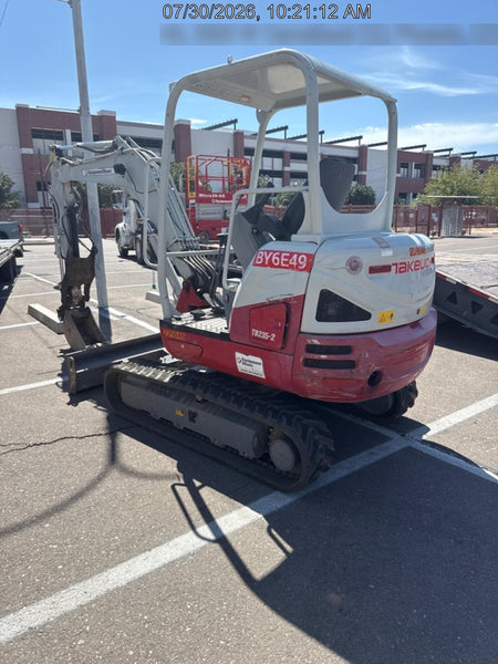 2022 TAKEUCHI TB235-2R