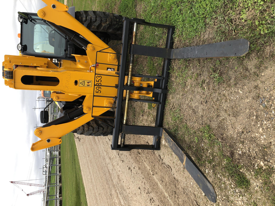 2020 JCB 510-56 Cab/Heat/Air, 74 HP, Solid Tires, STD Worklight, Beacon, Aux Hydraulics, Lifting Eye, Back up Alarm w/66" Carriage/60" Forks