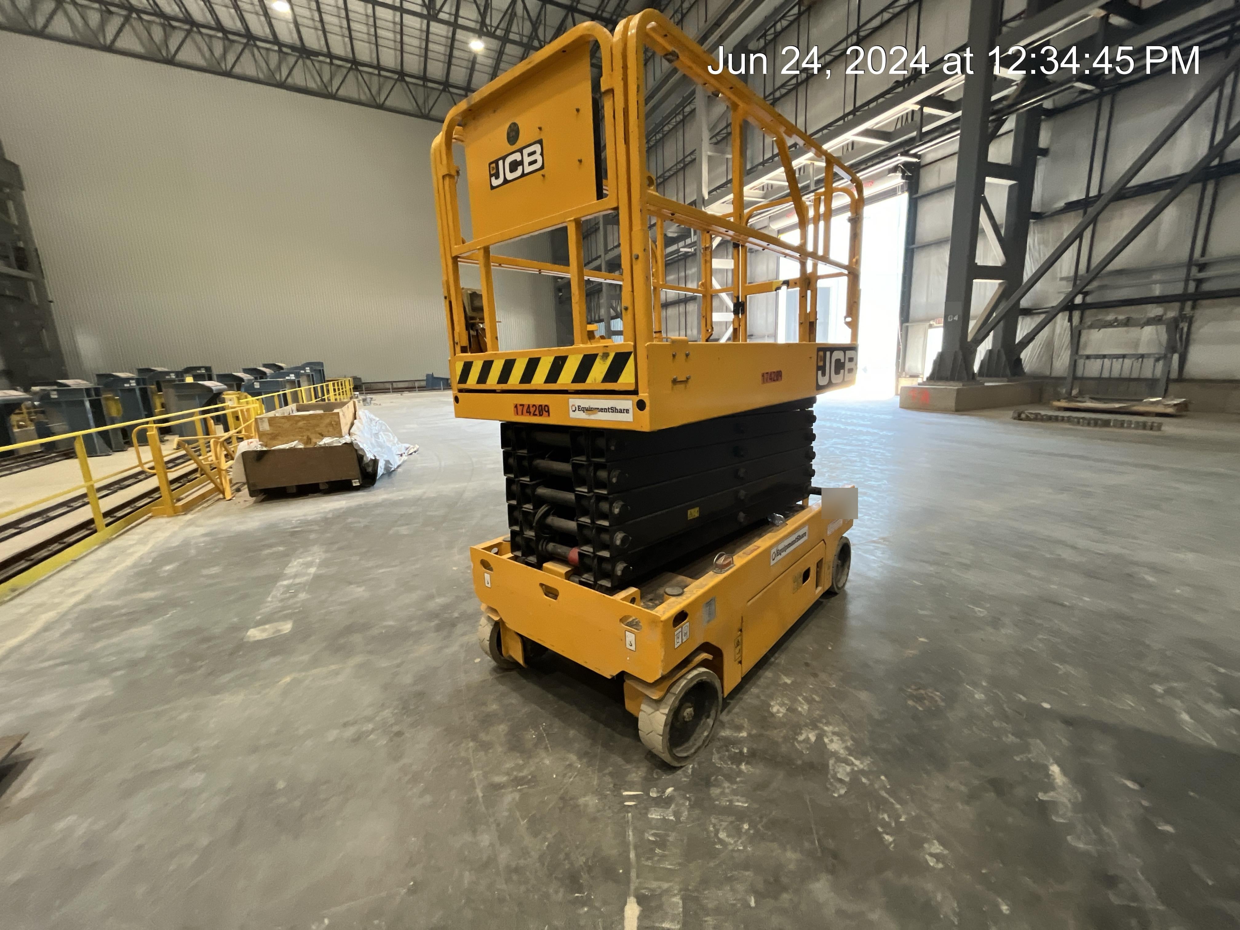 2021 JCB S4046E