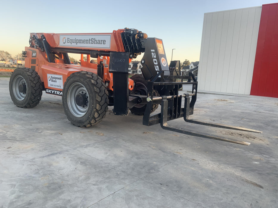 2020 Skytrak 12054 74Hp, Canopy, FF Tires, Work Lights, Beacon, Aux Hydraulics, Back up Alarm, Lifting Eye, ES Decals