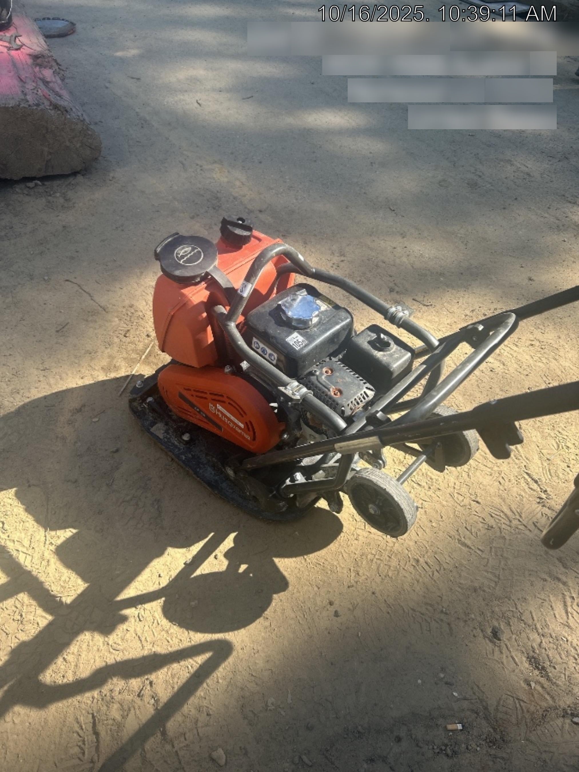 2025 HUSQVARNA LF75
