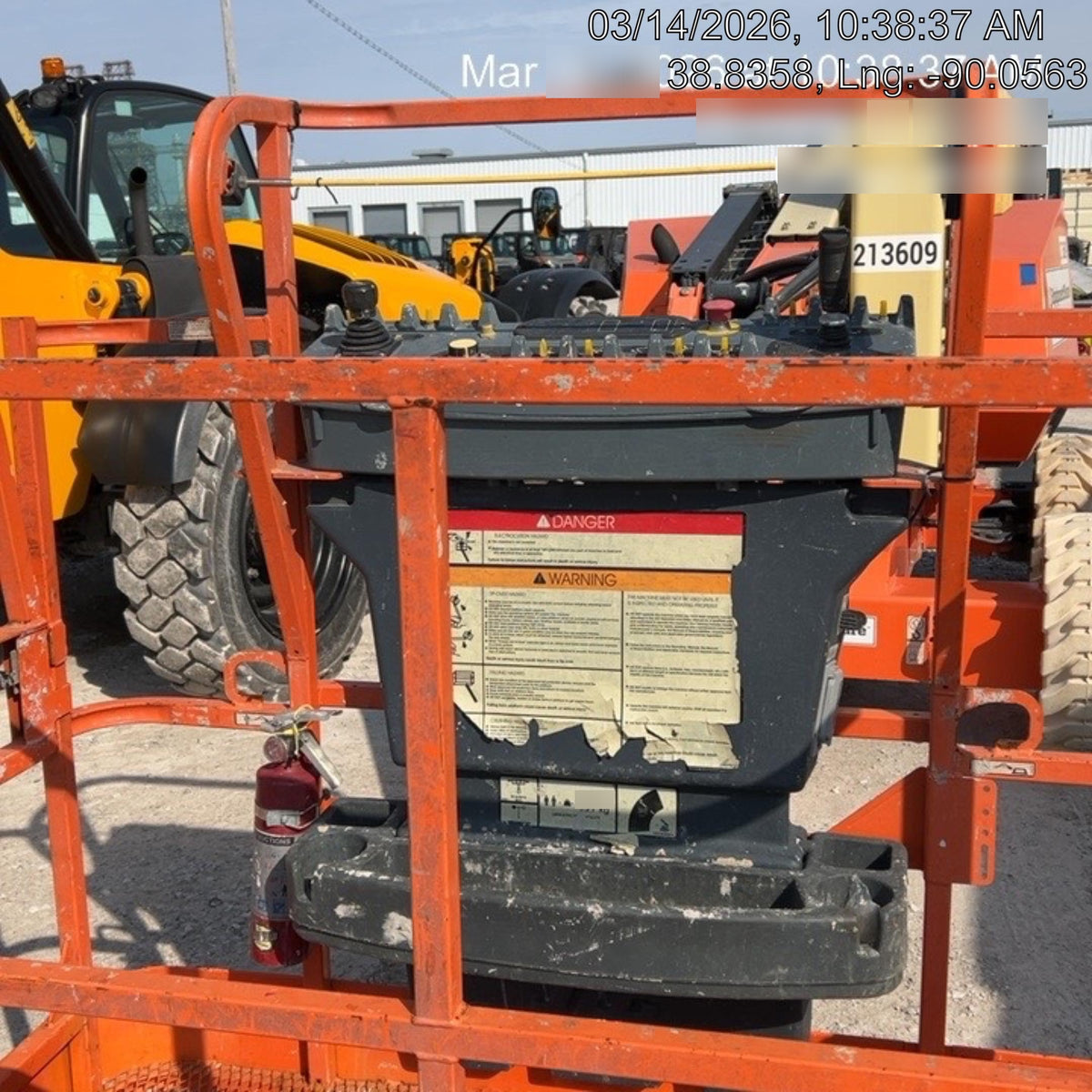 2022 JLG 340AJ