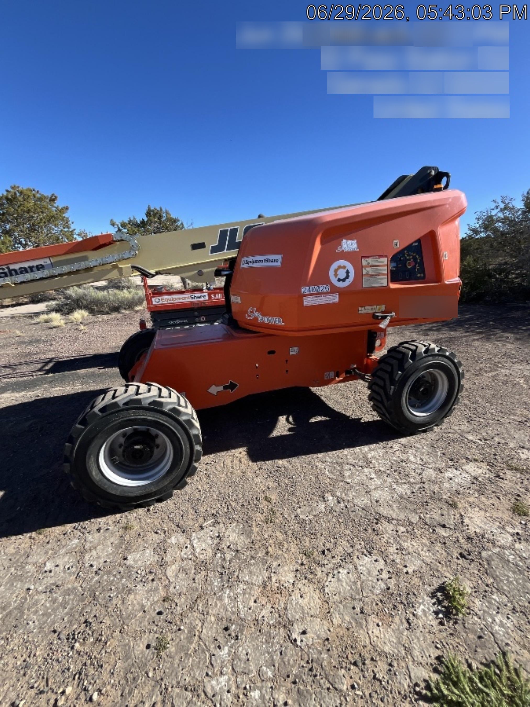 2022 JLG 460SJ