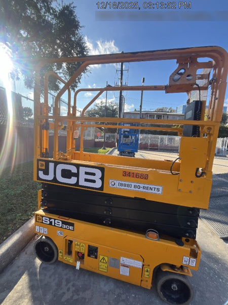 2023 JCB S1930E
