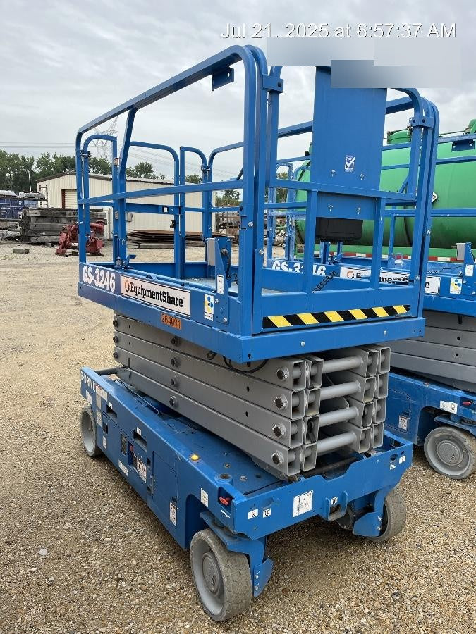 2022 GENIE GS-3246
