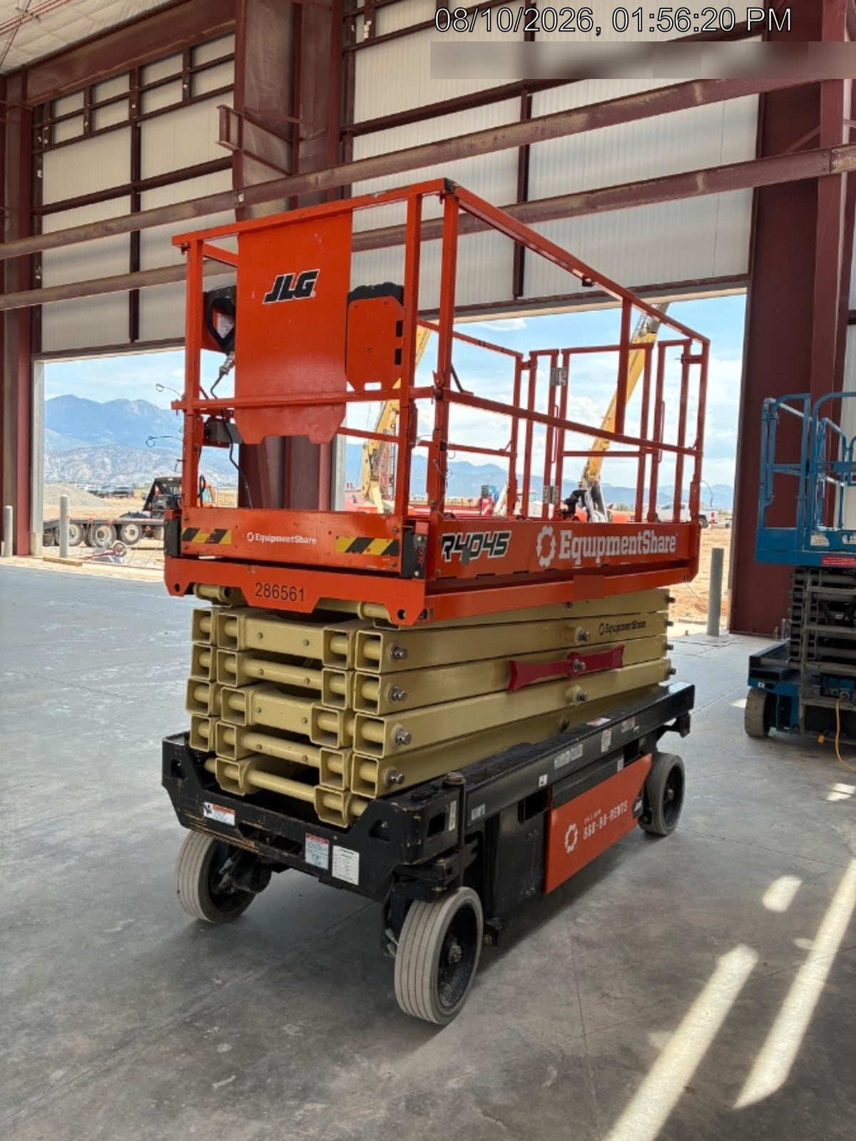 2022 JLG R4045
