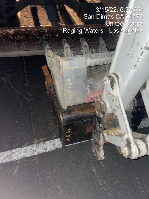 2021 DOOSAN 30" Bucket - Doosan