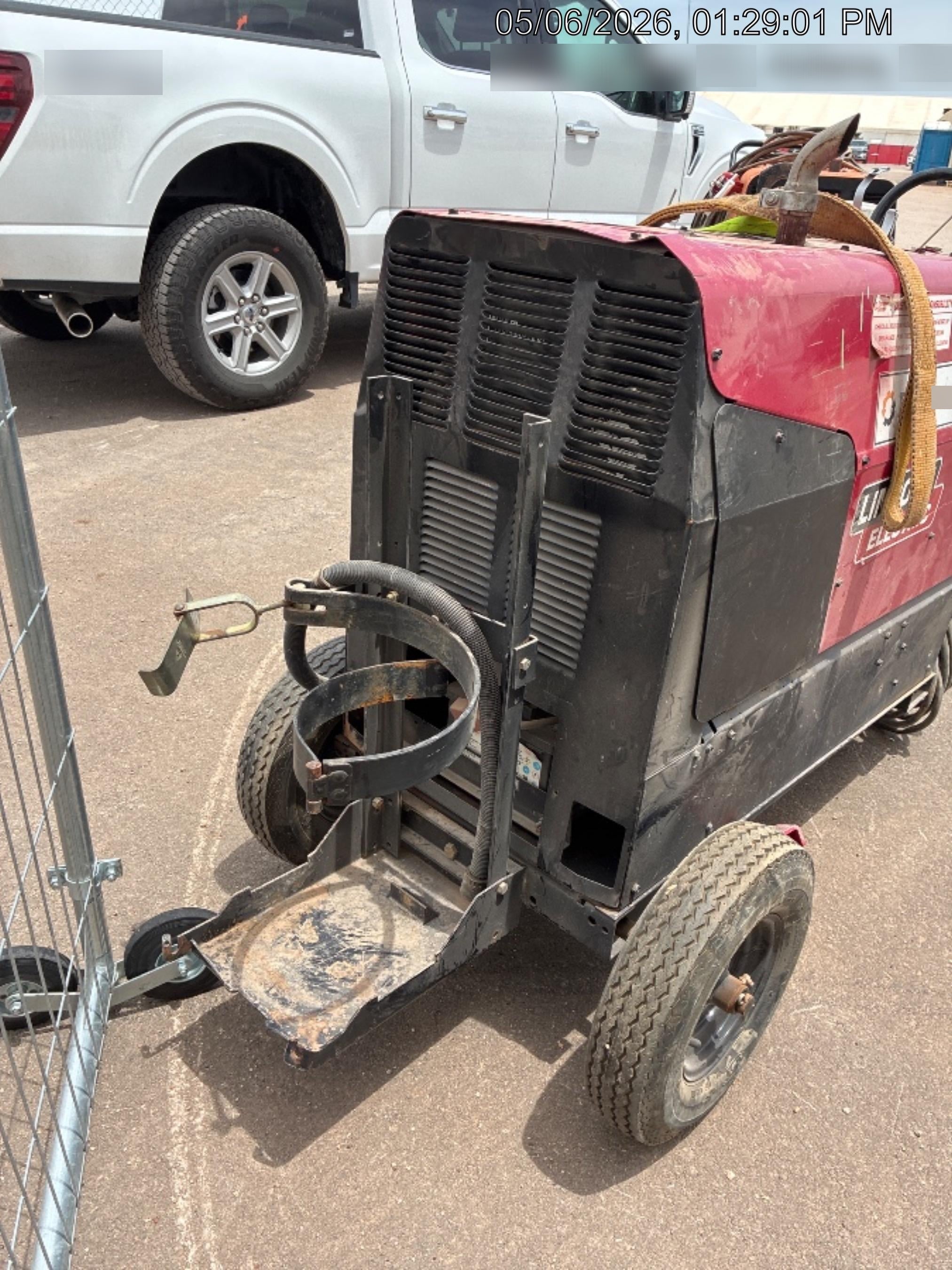 2021 Lincoln Electric Ranger 305 LPG K3430-1, Ranger 305 LPG, Undercarriage, Tank Holder & Strap, 10kw AC Gen, 25hp Kohler LPG Eng