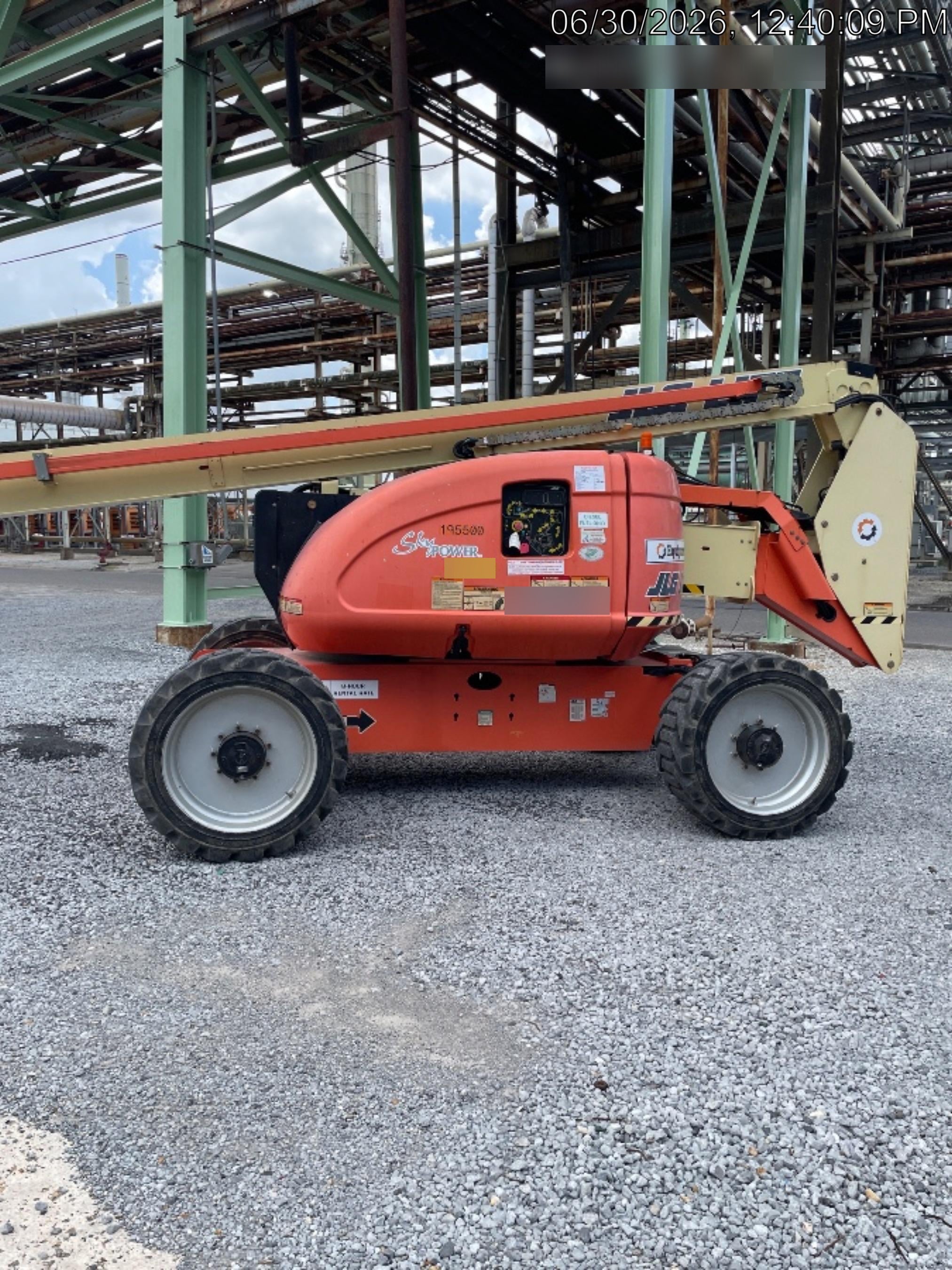 2021 JLG 600AJ