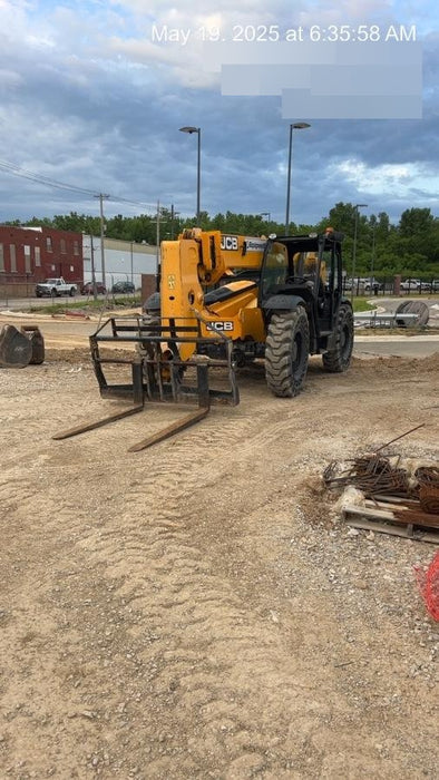 2020 JCB 509-42 Canopy, Solid Tires, Work Lights, Beacon, Aux Hydraulics, Back up Alarm, Lifting Eye, ES Decals