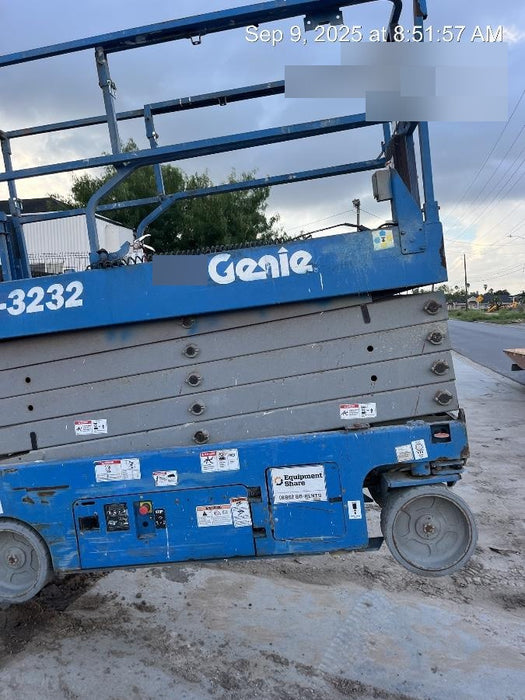 2018 Genie GS-3232 Genie GS-3232 Scissor Lift w/Standard Options