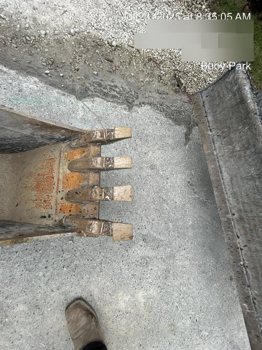 2024 SOLESBEE 18" Bucket - Solesbee