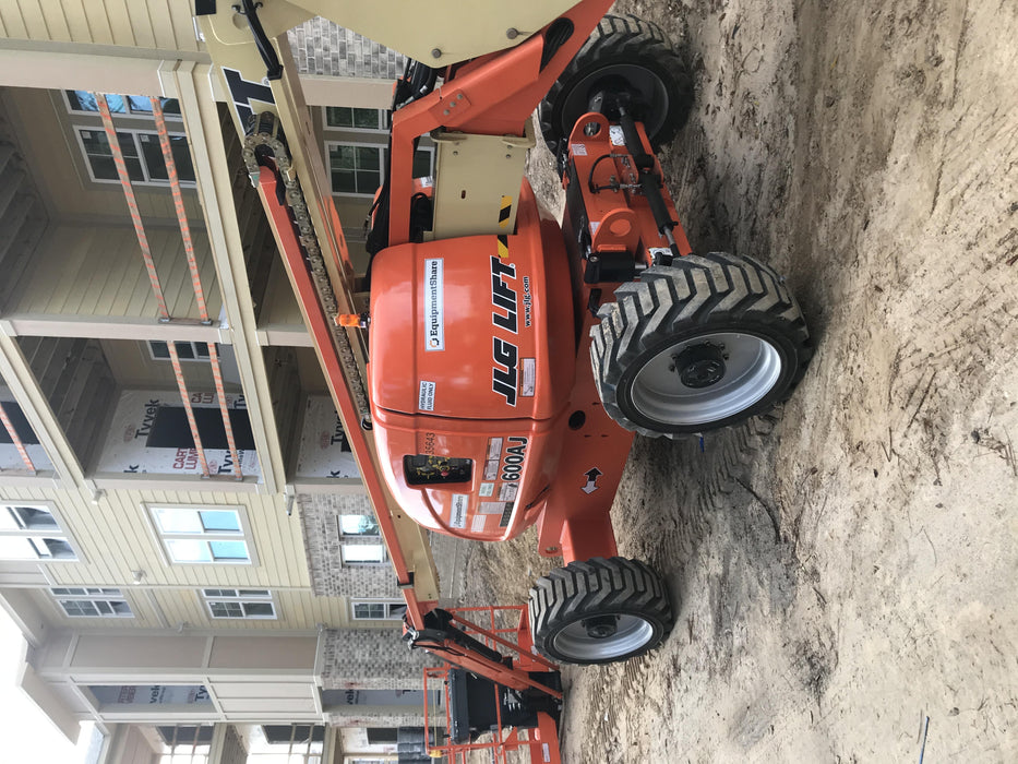 2019 JLG 600AJ