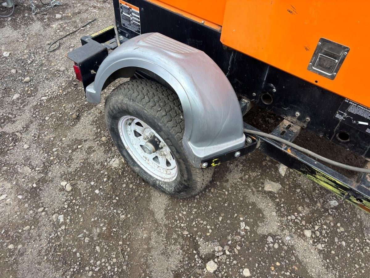 2023 Lincoln Electric LE400 Kubota V1505, Trlr, Cable Rack, Light Kit, ES Decals, T3