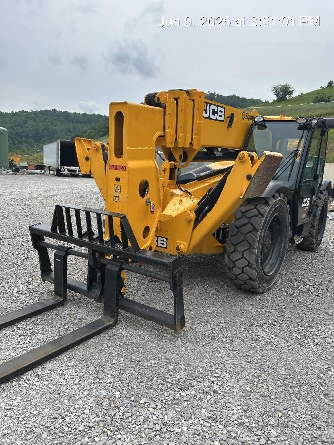 2024 JCB 510-56