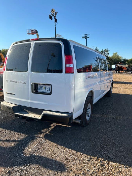 2025 CHEVROLET Express Van - Rental