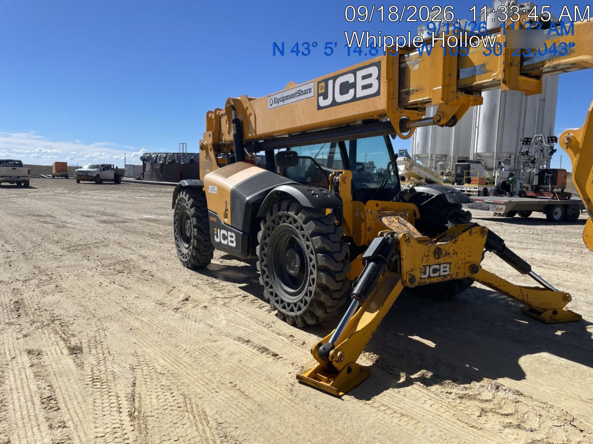 2022 JCB 512-56