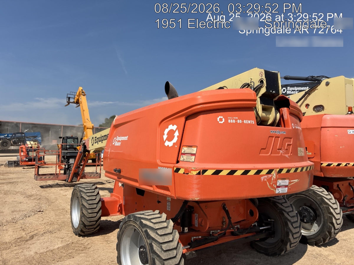 2023 JLG 660SJ