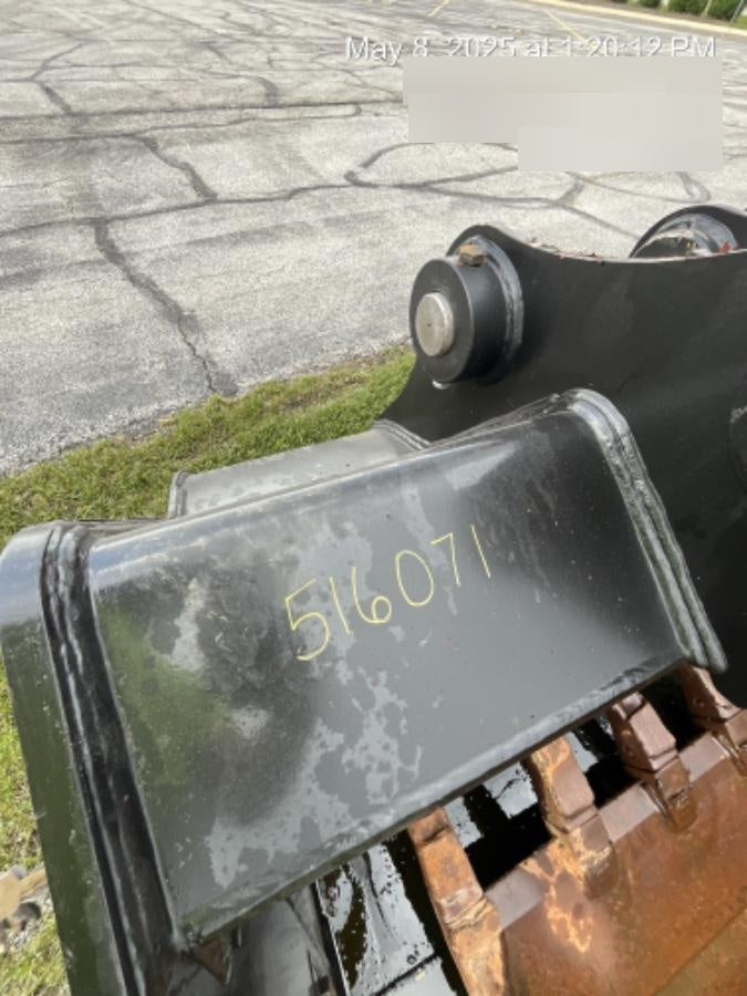 2025 FLECO 48" Bucket - Fleco