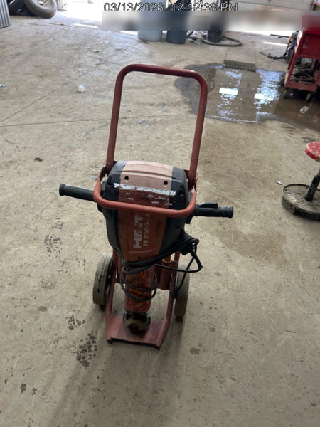 2020 HILTI TE 3000-AVR