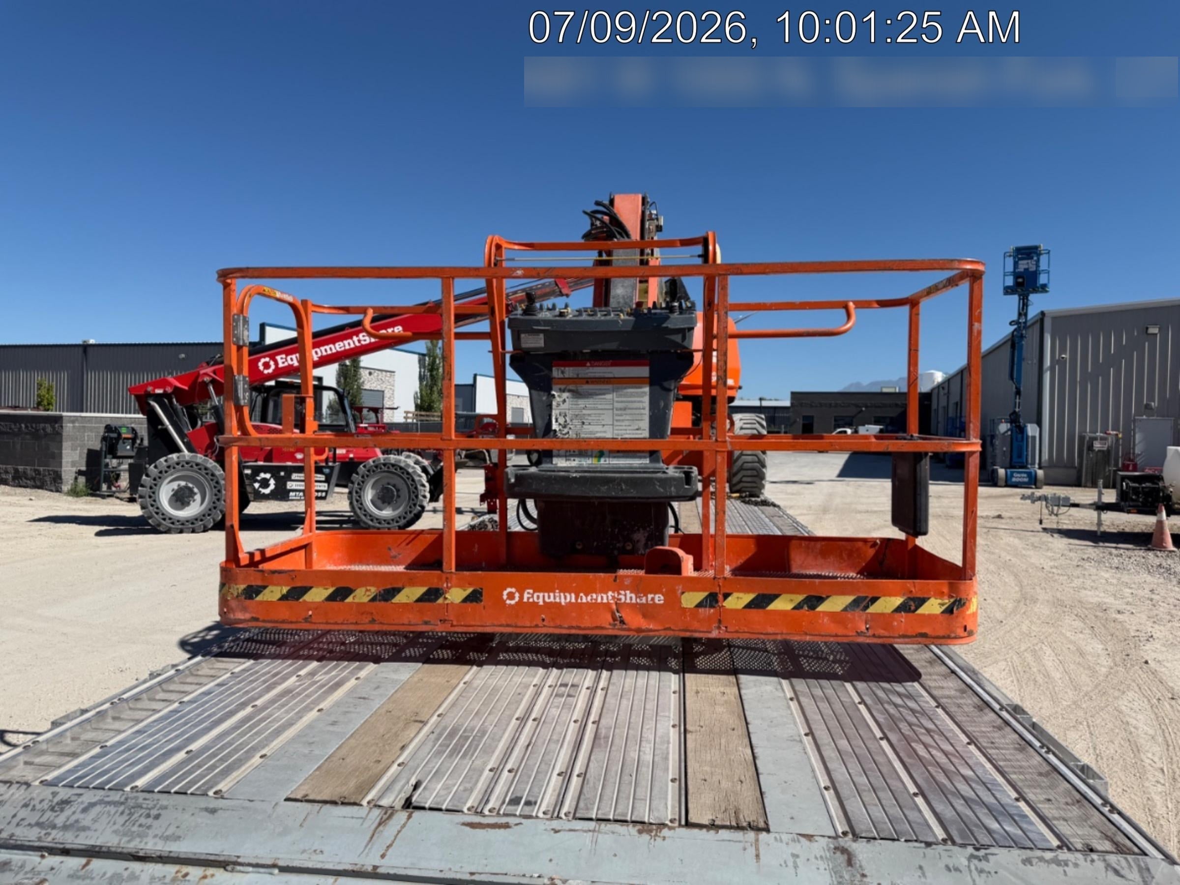 2023 JLG 660SJ